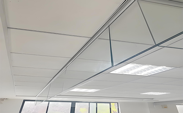 石河子玻璃挡烟垂壁