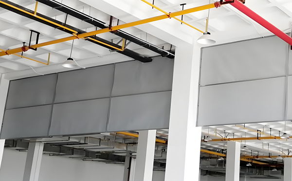 商场防烟分区常闭节点：石河子挡烟垂壁高度与控制器接线图解